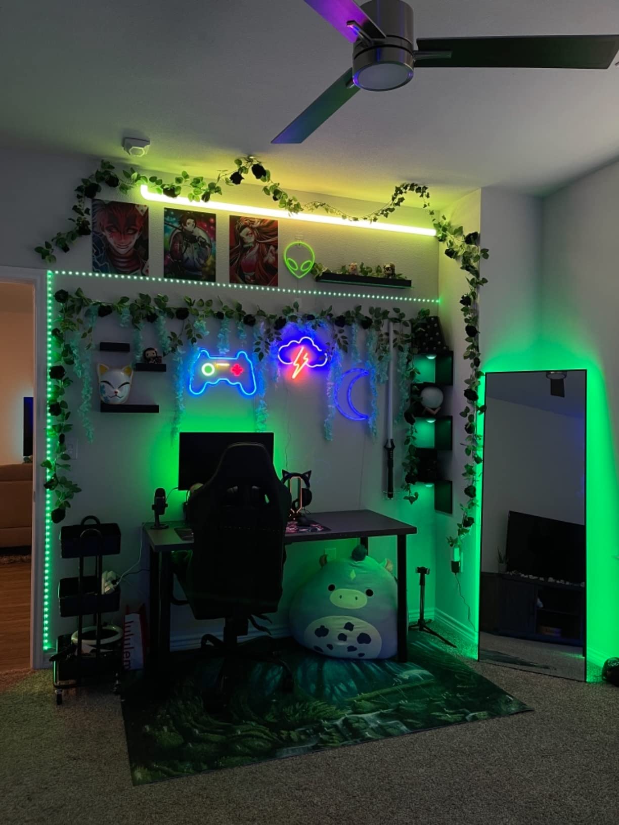 Cat Neon Sign Play Game Gamepad LED Night Light Decoration for Gaming Room customer photo 2