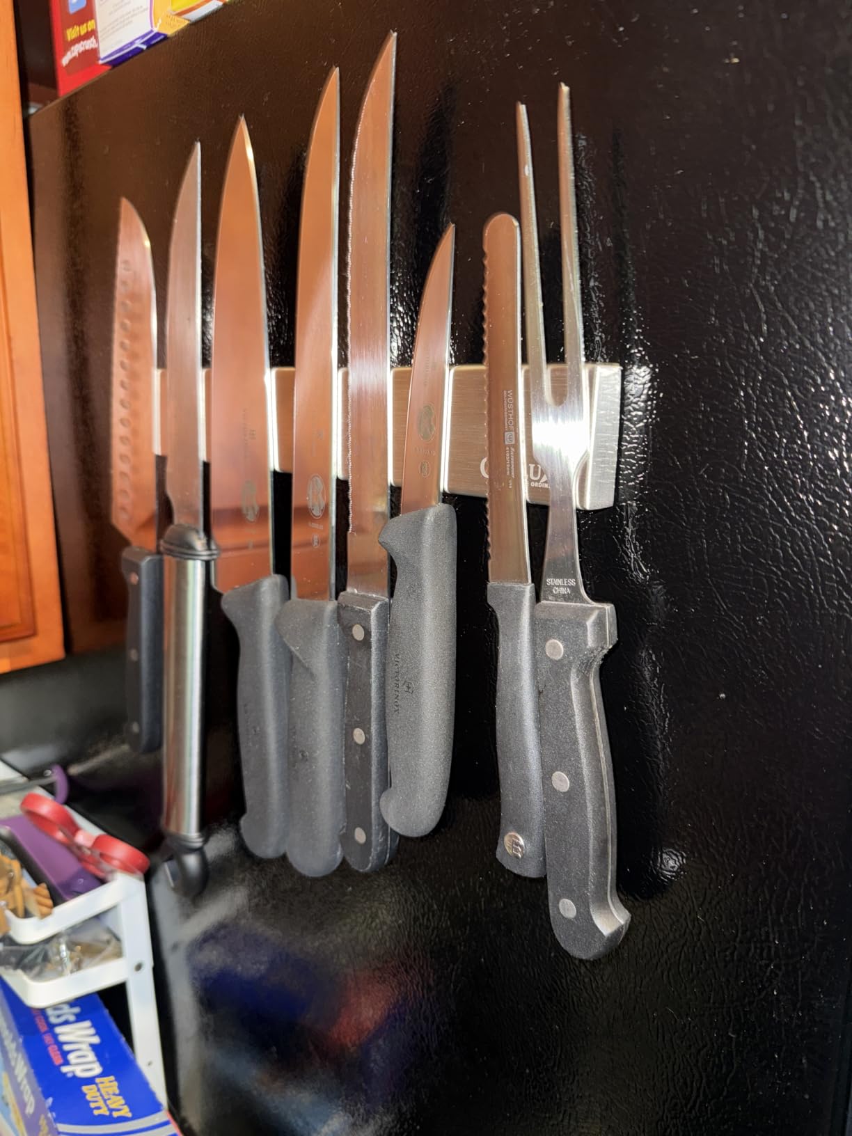 Cutluxe Magnetic Knife Holder for Wall & Fridge, 10