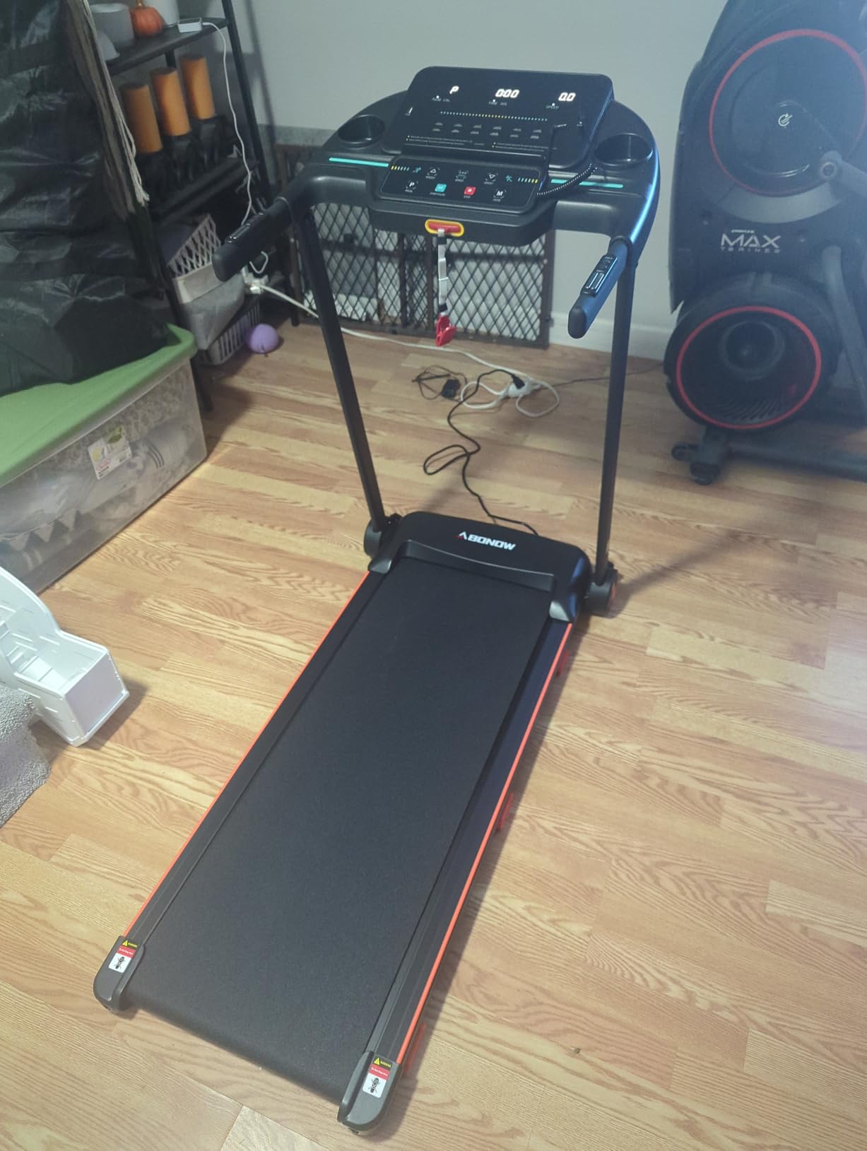 Abonow Foldable Treadmill for Home with Incline - 8.5MPH Max Speed customer photo 2