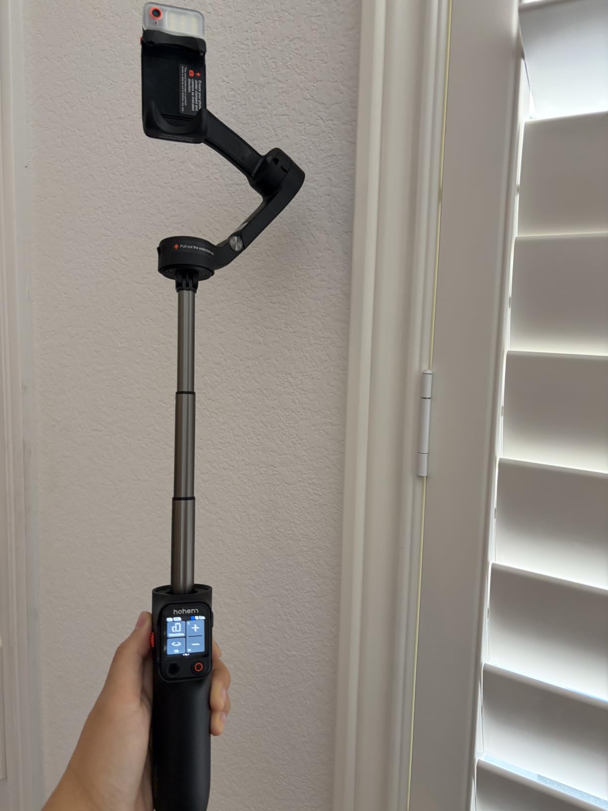 hohem iSteady V3 Ultra 3-Axis Gimbal Stabilizer for iPhone & Android customer photo 1