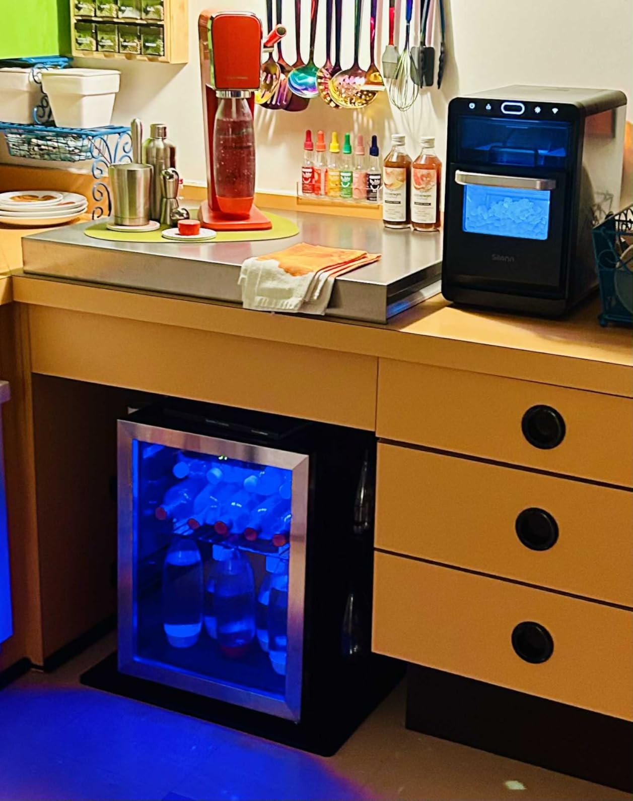 DOGHLY 24 Inch Dual Zone Wine and Beverage Refrigerator, 210 Cans customer photo 2