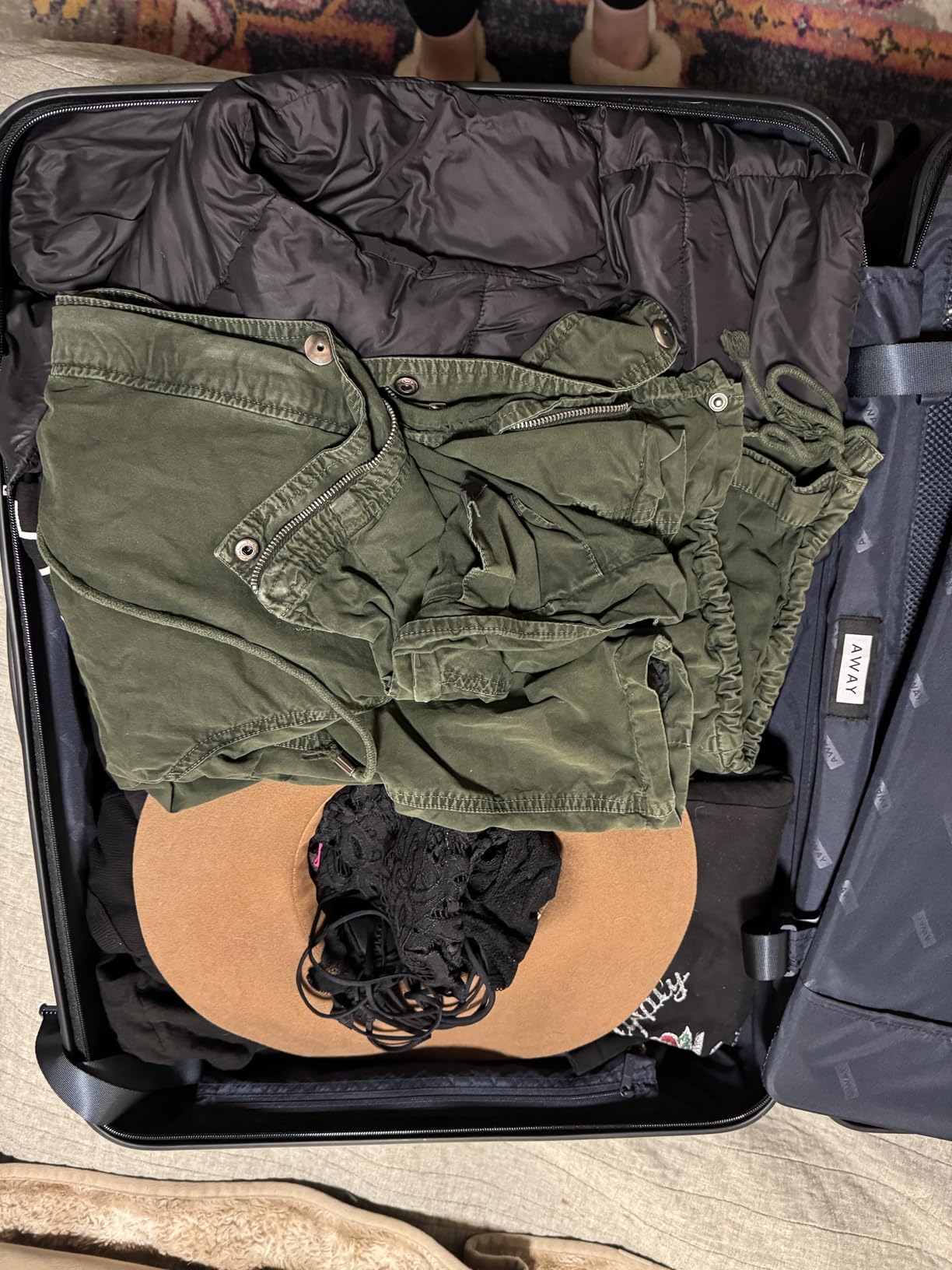 Away Large Checked Luggage, 29-inch Lightweight Hardside Spinner Suitcase customer photo 2