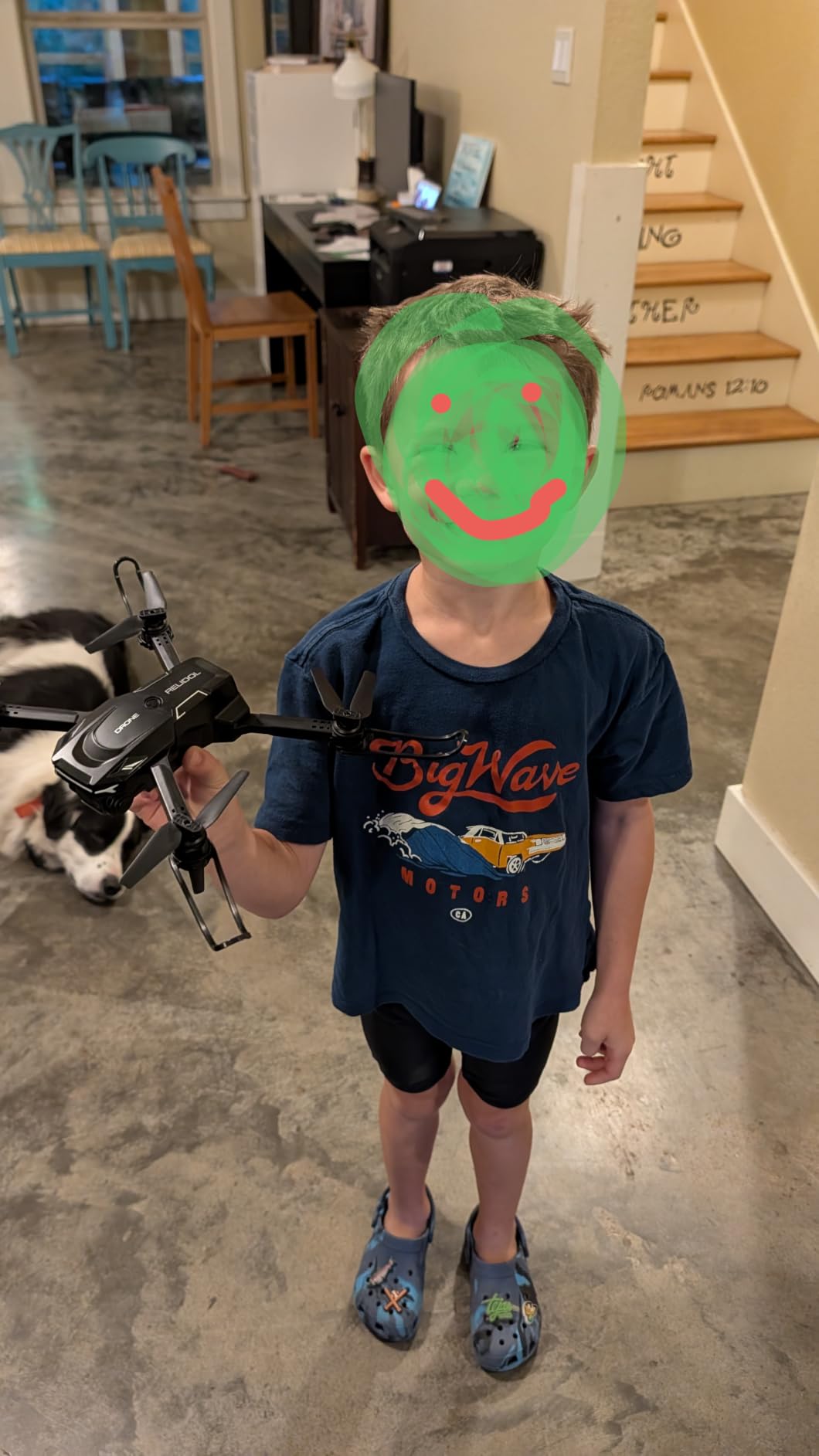 Drone with Camera, Screen on Controller Remote Control Quadcopter FPV Drone customer photo 2