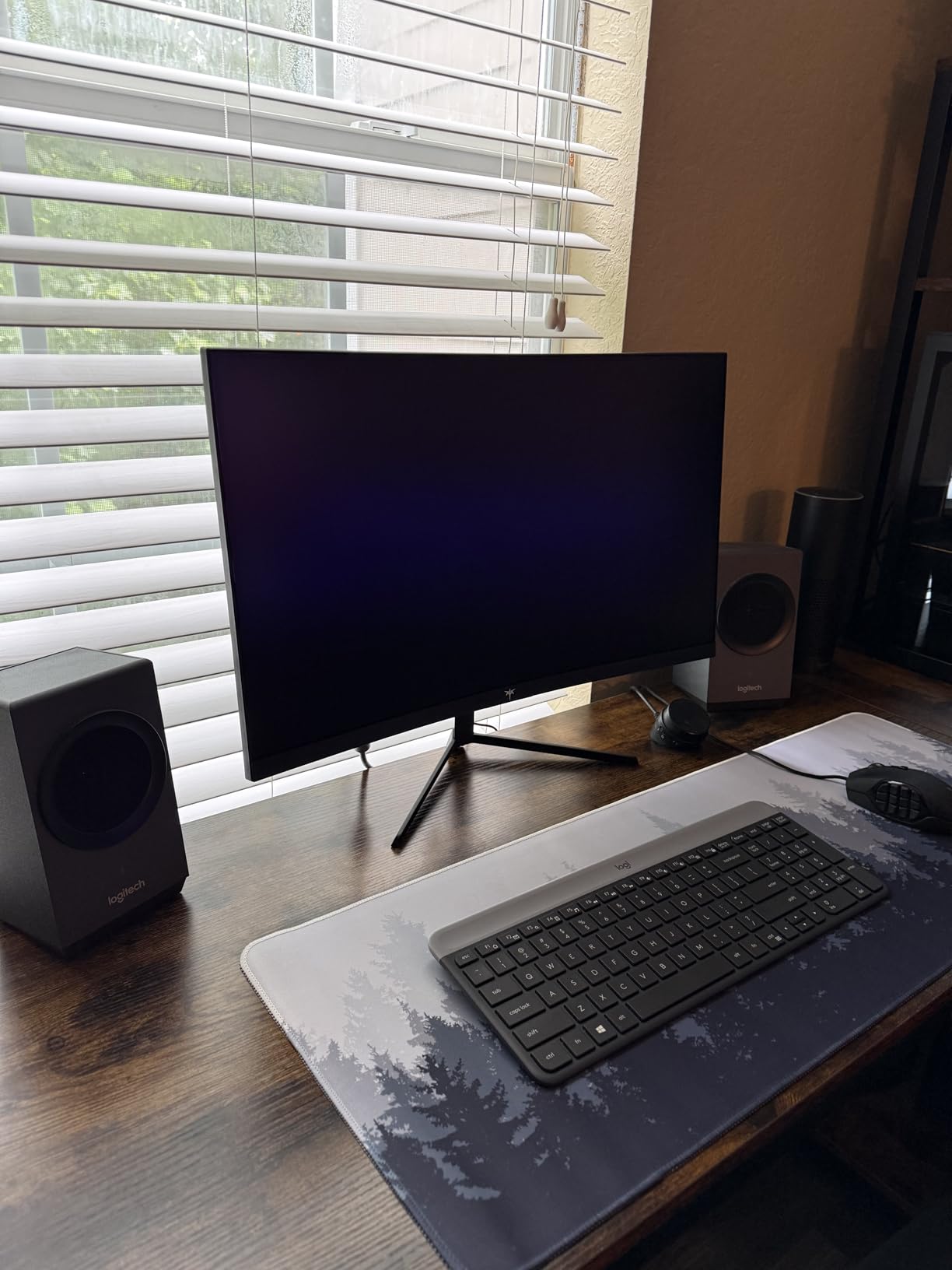 KTC 5K Monitor 27 Inch, 5K2K Dual Mode with 65W Type-C Port customer photo 1