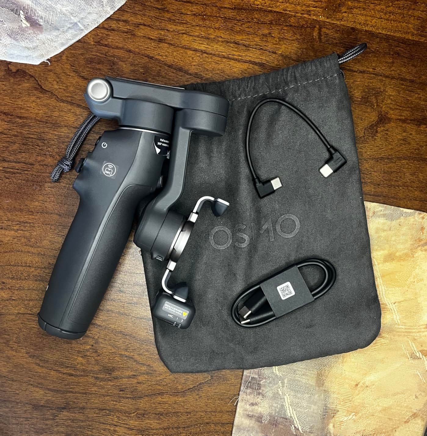 DJI Osmo Mobile 8 Standard Combo, Gimbal Stabilizer for Phone | AI Native Tracking, 360° Pan Rotation, Built-in Extension Rod & Tripod, 10h Battery, Extension Rod, 3-Axis Stabilization customer photo 2
