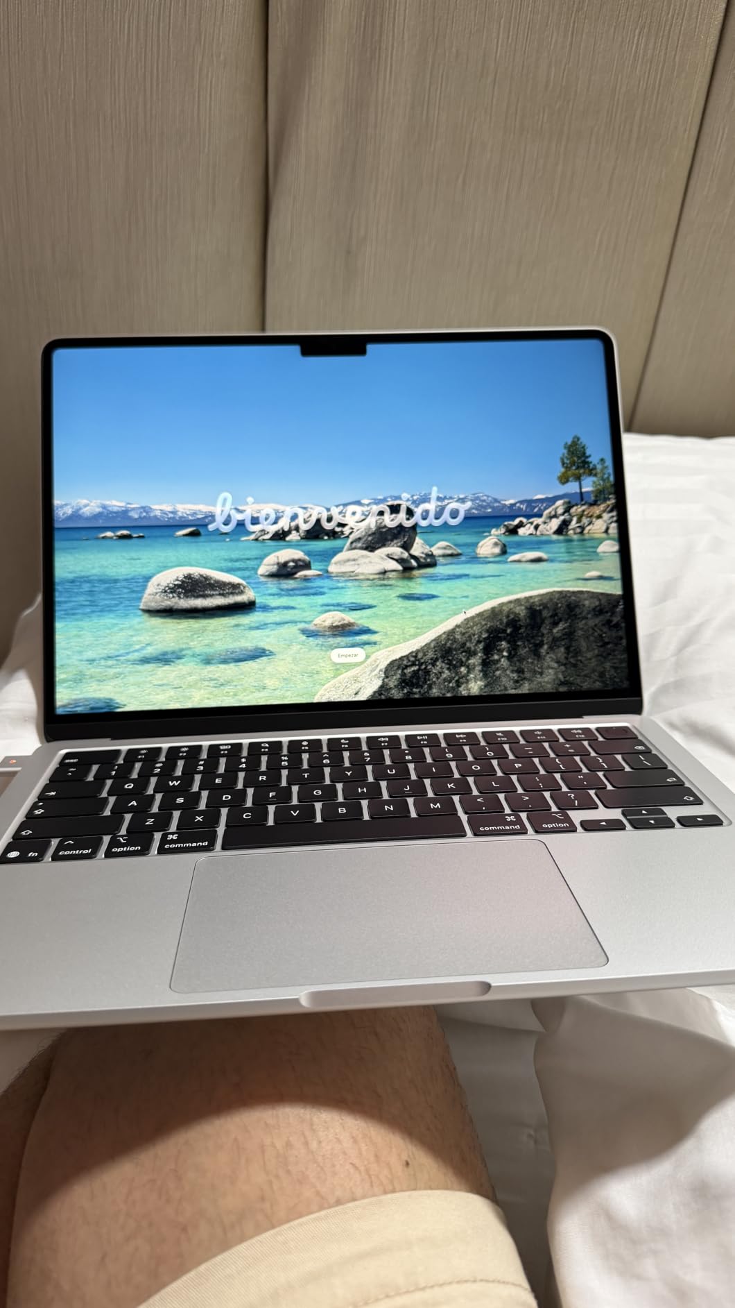 Apple 2026 MacBook Air 13-inch Laptop with M5 chip: Built for AI, 13.6-inch Liquid Retina Display, 16GB Unified Memory, 512GB SSD, 12MP Center Stage Camera, Touch ID, Wi-Fi 7; Silver customer photo 2
