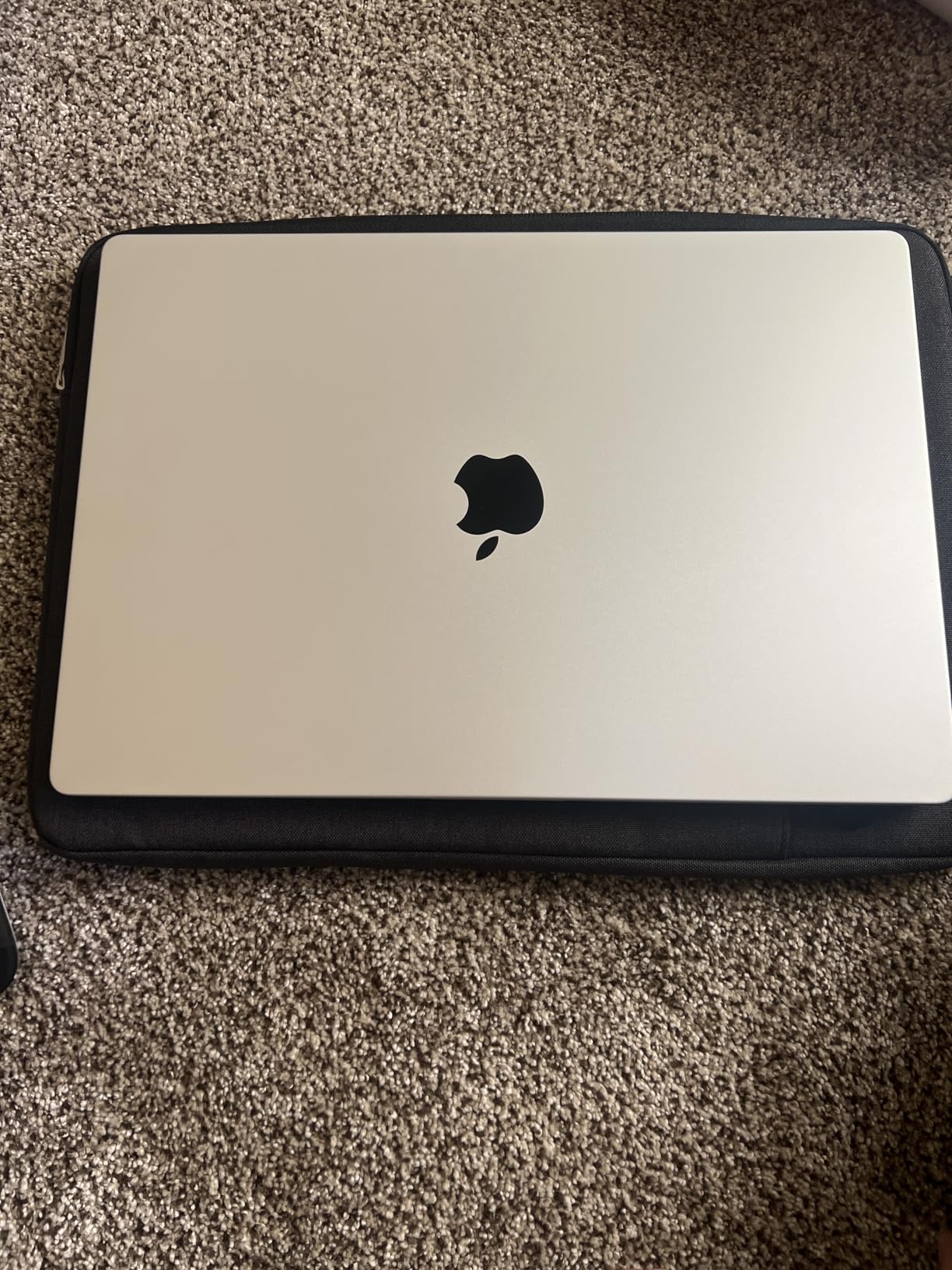 Apple 2026 MacBook Pro Laptop with Apple M5 Pro chip with 18-core CPU and 20-core GPU: Built for AI, 16.2-inch Liquid Retina XDR Display, 24GB Unified Memory, 1TB SSD, Wi-Fi 7; Space Black customer photo 1