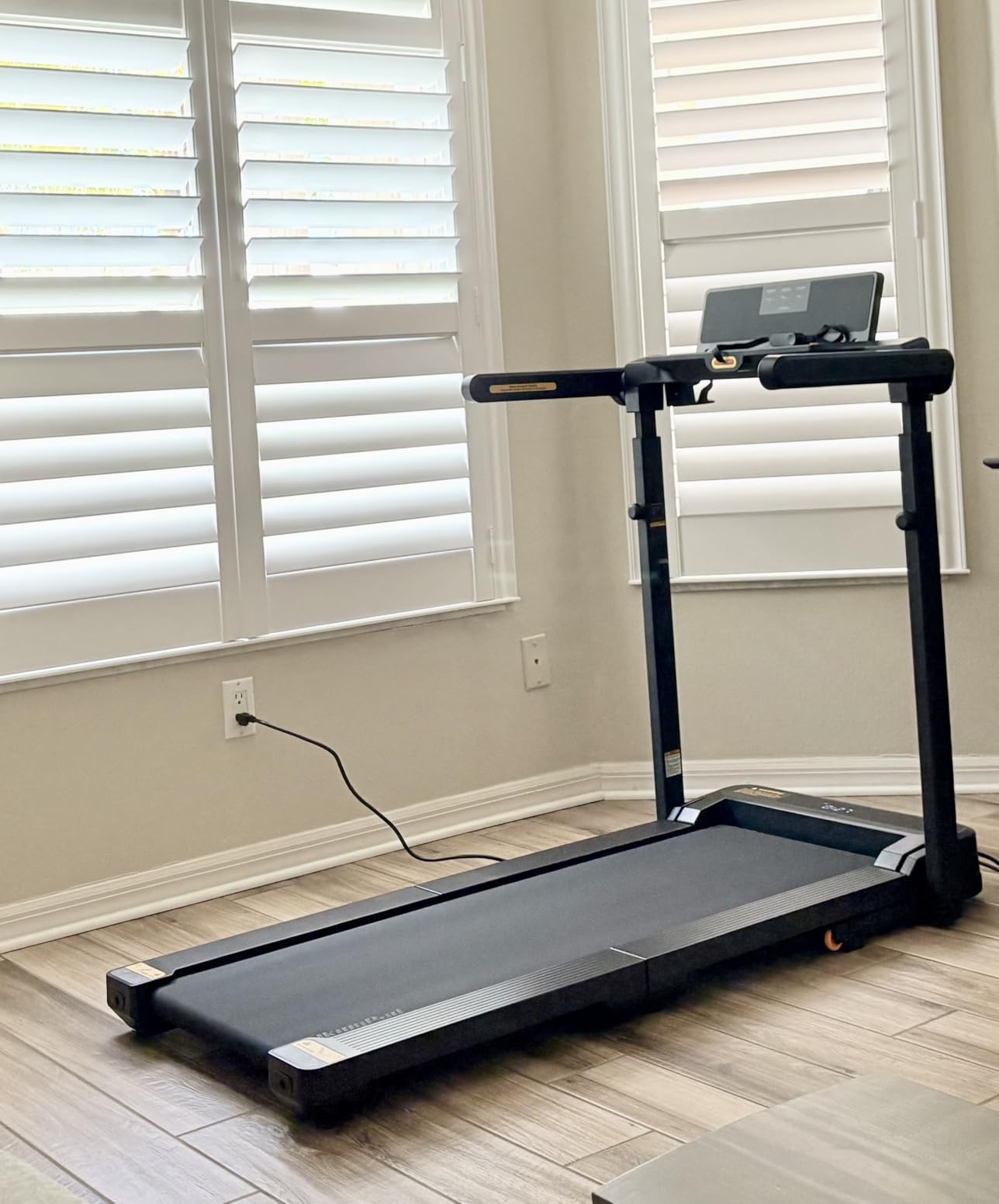 WalkingPad Foldable Treadmill for Home with Handles, Vertical Fold customer photo 2
