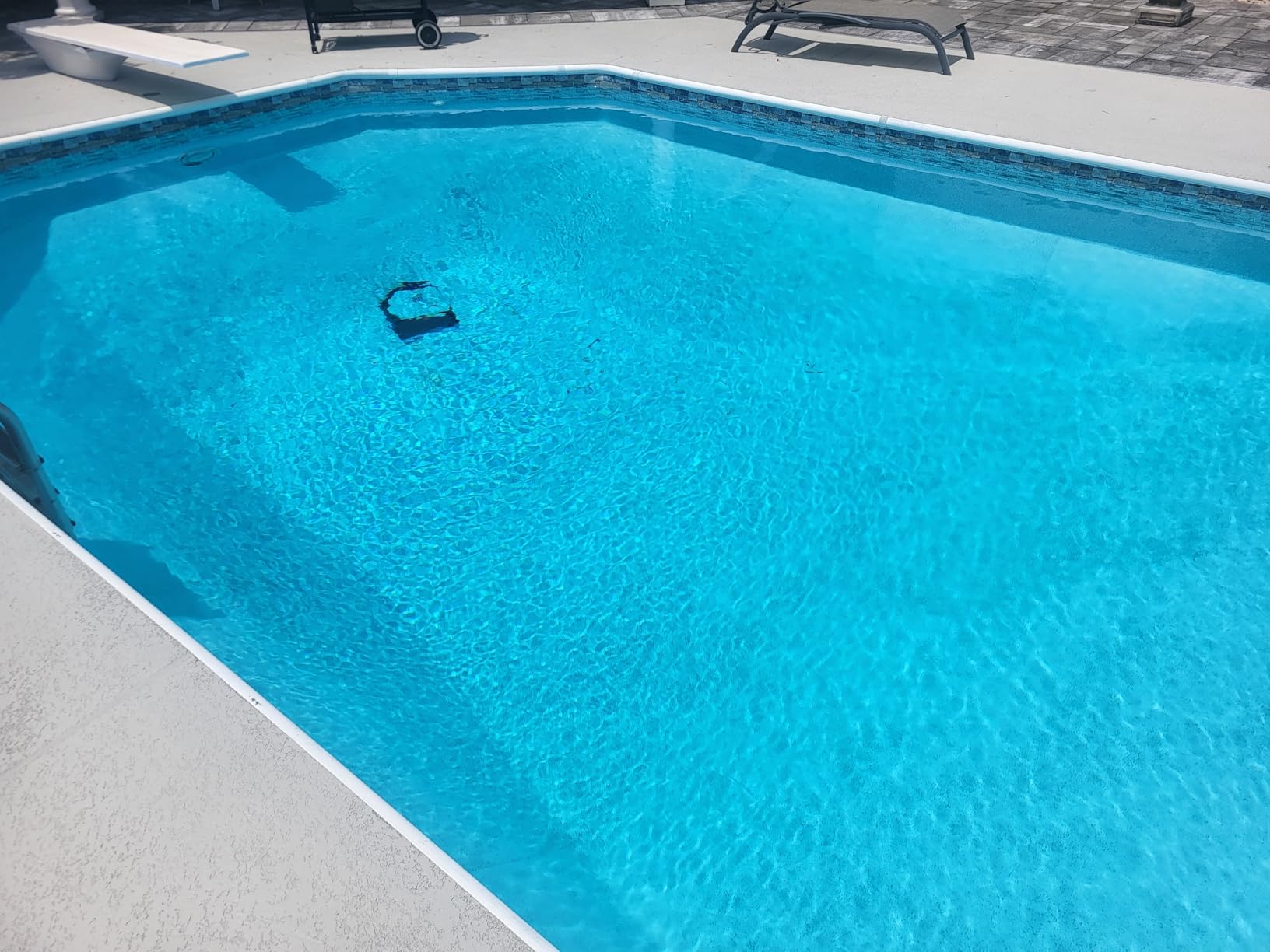 Beatbot Sora 10 Cordless Pool Vacuum Robot for Inground & Above Ground Pools, 6800 GPH Suction, Floor/Wall/Waterline/Shallow Area Cleaning, Waterline Parking, 300 Mins Runtime, Mint Green customer photo 2