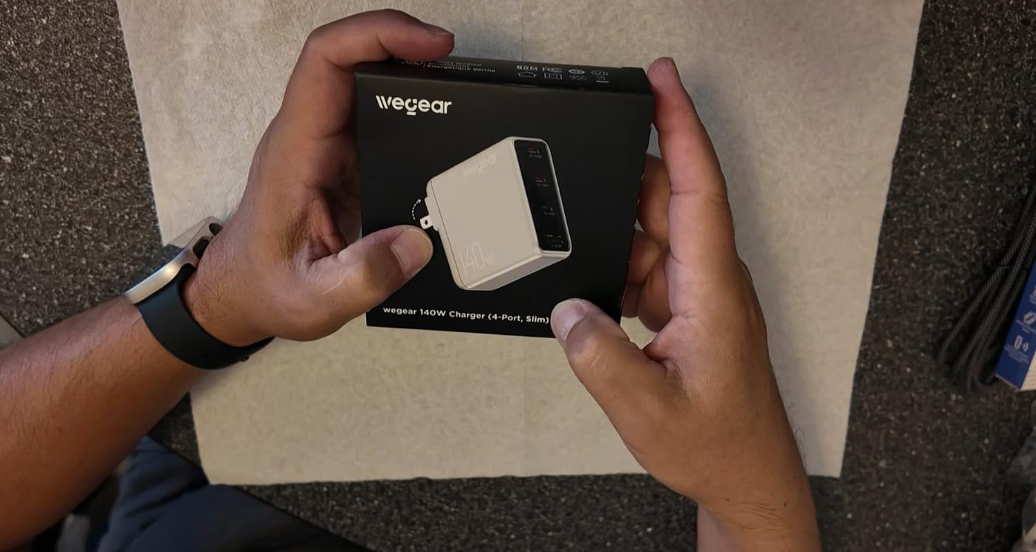 wegear 140W USB-C Charger for Laptop, Slim 4-Port PD 3.1 GaN Block-Black customer photo 2