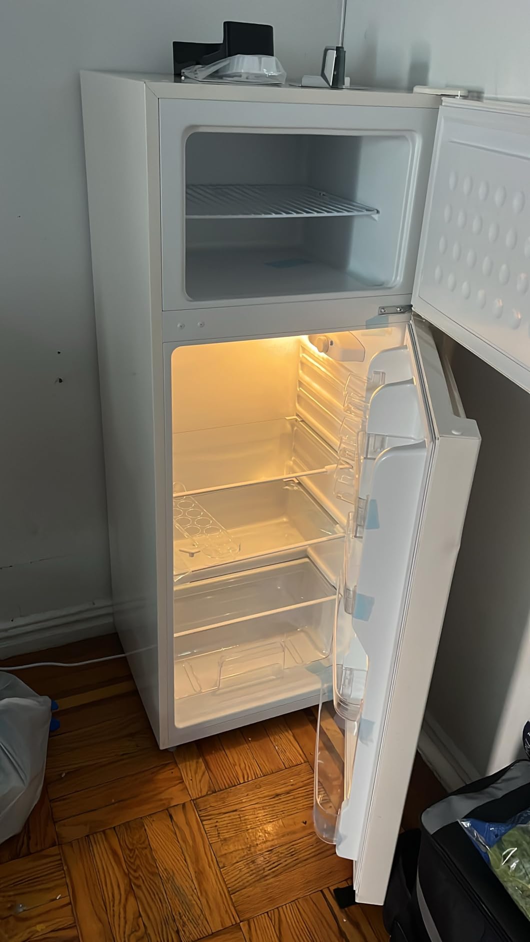 BANGSON 7.7 Cu.Ft Refrigerator with Top Freezer Apartment Size Black customer photo 2