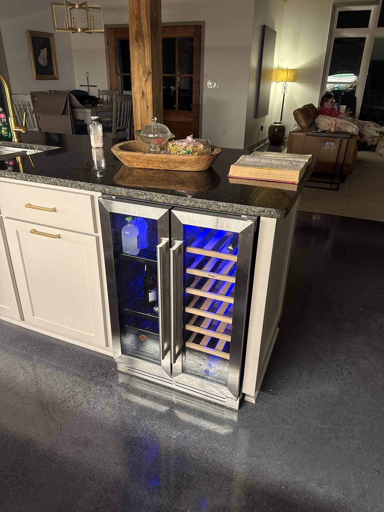 Yeego 12 Inch Wine Fridge, 17 Bottle Dual Zone Wine Cooler with Glass Door customer photo 2