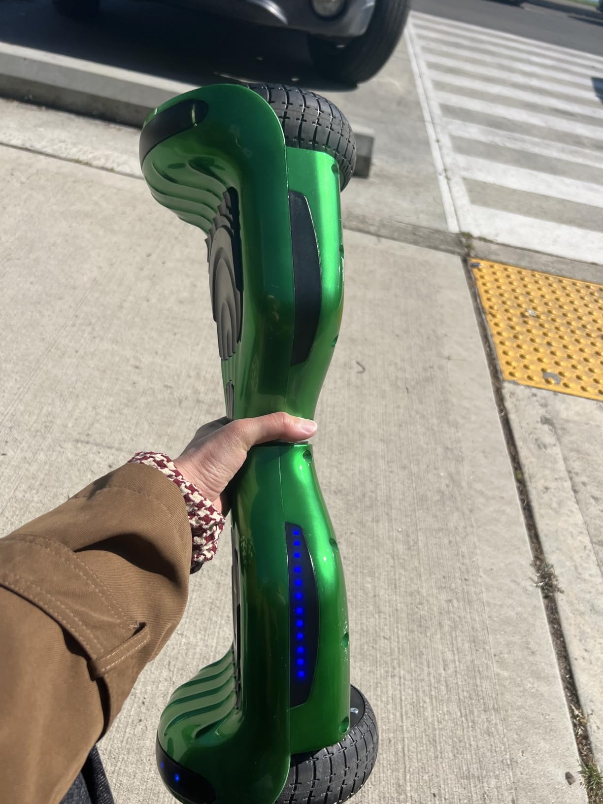 Hoverstar Hoverboard for Kids 7-12, Bluetooth & LED Lights, 2026 Upgraded customer photo 2